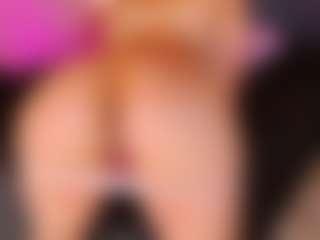 Dani-Moore's Live Sex Cam Show