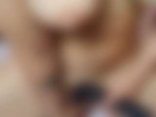 Dani-Moore's Live Sex Cam Show