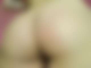 Dani-Moore's Live Sex Cam Show