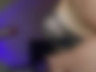 Dani-Moore's Live Sex Cam Show