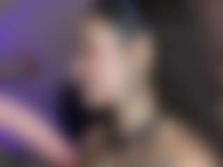 Dani-Moore's Live Sex Cam Show