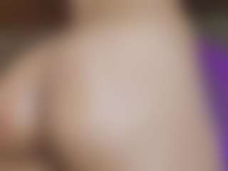 Dani-Moore's Live Sex Cam Show