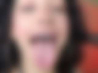 Live cam show with Dani-Moore - Twerk on Camming Site