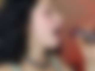 Dani-Moore's Live Sex Cam Show