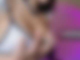 Dani-Moore's Live Sex Cam Show