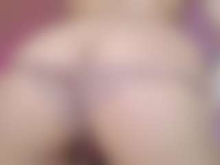 Dani-Moore's Live Sex Cam Show