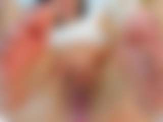 Live cam show with Indi-catalina - Solo on crypto-cams
