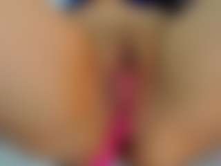 Live cam show with Indi-catalina - Public on Camsoda