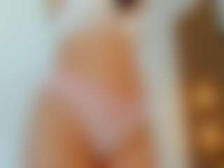 Live cam show with Indi-catalina - Fingering on slutload