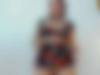 Live cam show with Indi-catalina - Garter on Chatstar
