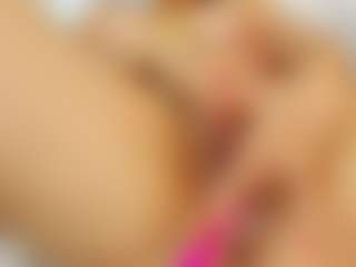 Live cam show with Indi-catalina - Moaning on Camsoda