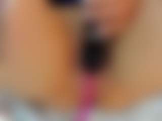 Live cam show with Indi-catalina - Moaning on Mixed Magazine Live