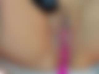 Live cam show with Indi-catalina - Double Penetration on Hubzter Live