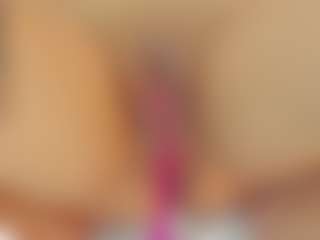 Live cam show with Indi-catalina - Garter on Camiplay Live