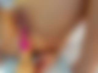 Live cam show with Indi-catalina - Double Penetration on Fling VIP Chat