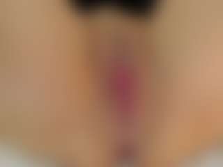 Live cam show with Indi-catalina - Moaning on Camsoda