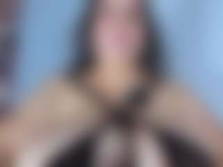 Live cam show with ashlley-davis - Bedroom on SpunkLive