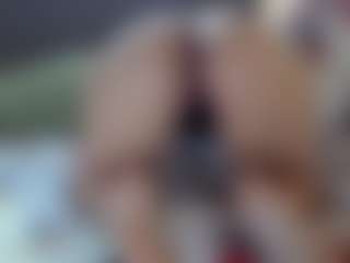 Hotpinkcheeto's Live Sex Cam Show