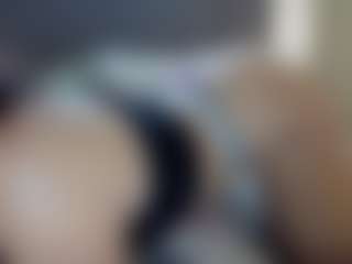 Live cam show with Hotpinkcheeto - Glasses on Camsoda
