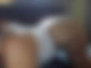Hotpinkcheeto's Live Sex Cam Show