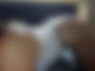 Hotpinkcheeto's Live Sex Cam Show