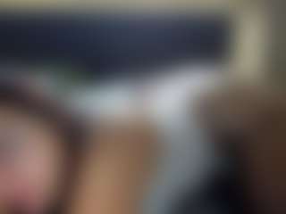 Live cam show with Hotpinkcheeto - Period on Instabang