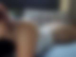 Hotpinkcheeto's Live Sex Cam Show
