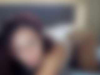Hotpinkcheeto's Live Sex Cam Show