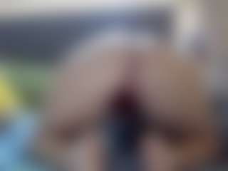 Hotpinkcheeto's Live Sex Cam Show