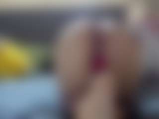 Hotpinkcheeto's Live Sex Cam Show
