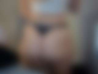 Hotpinkcheeto's Live Sex Cam Show