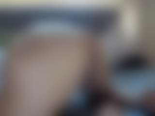 Hotpinkcheeto's Live Sex Cam Show