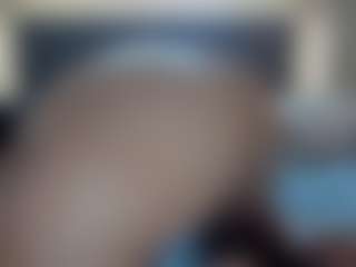 Hotpinkcheeto's Live Sex Cam Show