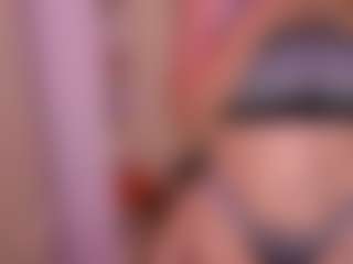 Hotpinkcheeto's Live Sex Cam Show