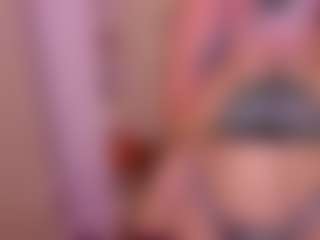 Hotpinkcheeto's Live Sex Cam Show