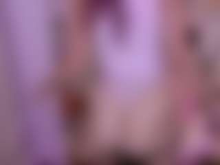 Hotpinkcheeto's Live Sex Cam Show