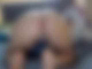 Hotpinkcheeto's Live Sex Cam Show