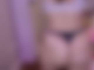 Hotpinkcheeto's Live Sex Cam Show