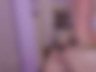 Hotpinkcheeto's Live Sex Cam Show