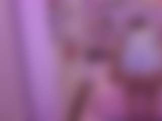 Hotpinkcheeto's Live Sex Cam Show