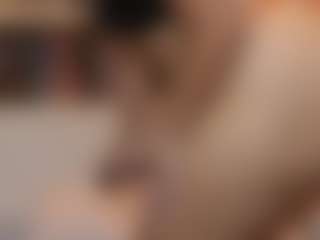 Hotpinkcheeto's Live Sex Cam Show