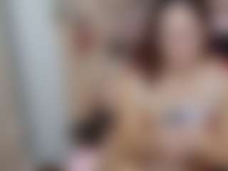 Hotpinkcheeto's Live Sex Cam Show