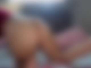 Hotpinkcheeto's Live Sex Cam Show