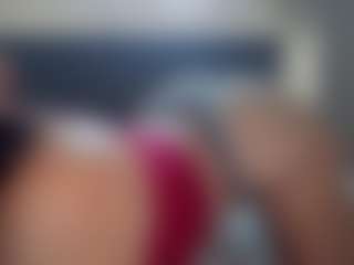 Hotpinkcheeto's Live Sex Cam Show