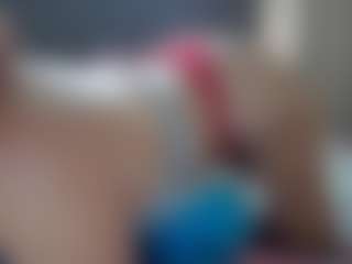 Hotpinkcheeto's Live Sex Cam Show