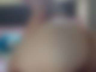 Hotpinkcheeto's Live Sex Cam Show