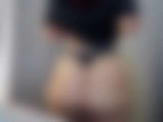 Hotpinkcheeto's Live Sex Cam Show