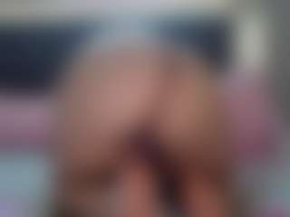 Hotpinkcheeto's Live Sex Cam Show