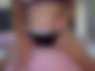 Hotpinkcheeto's Live Sex Cam Show