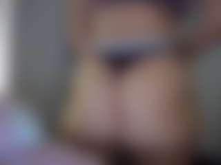 Hotpinkcheeto's Live Sex Cam Show